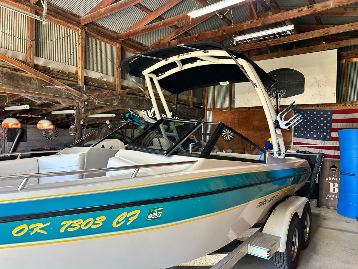 Malibu Euro F3 Mystere 215 LX