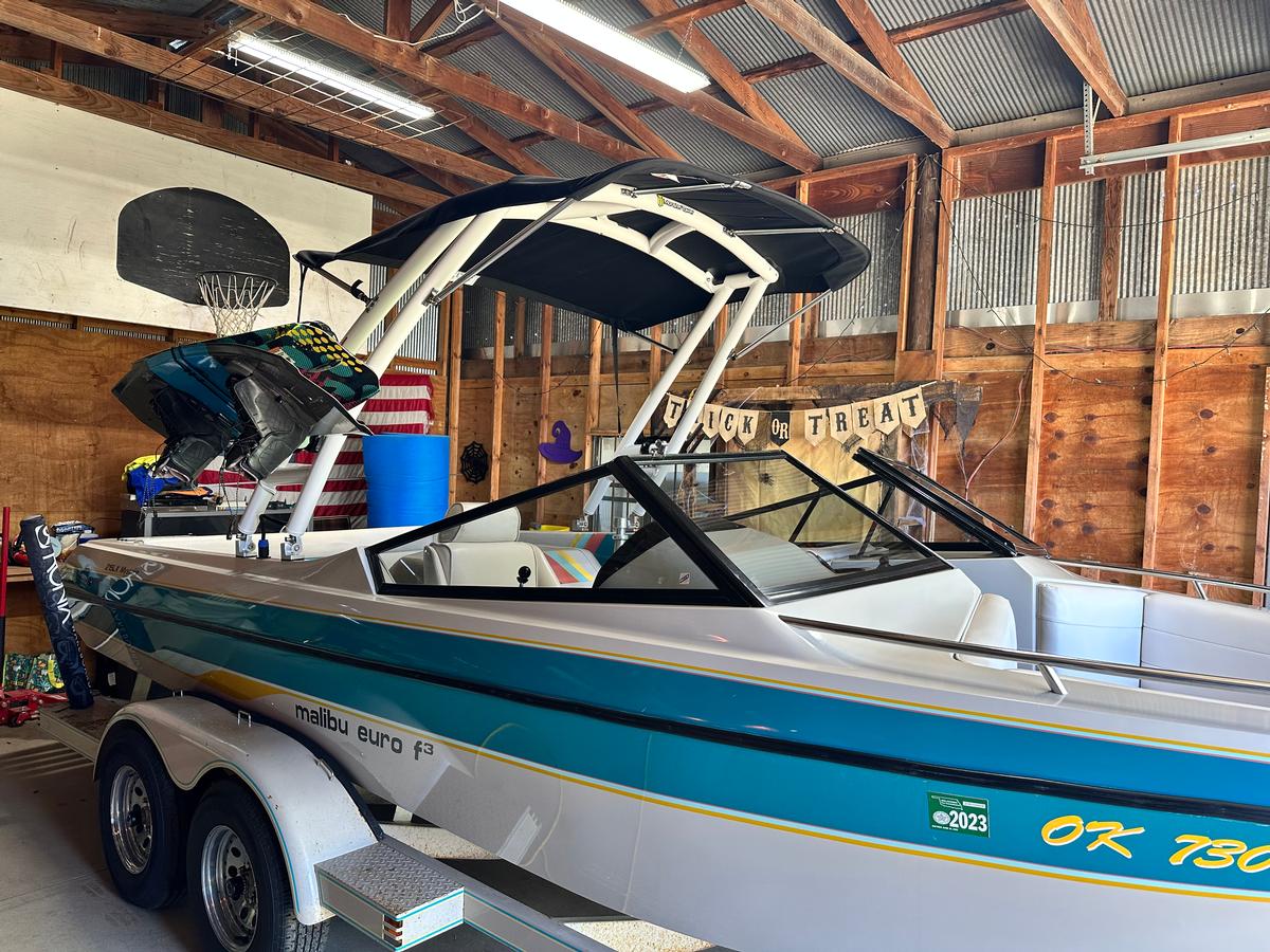 Malibu Euro F3 Mystere 215 LX