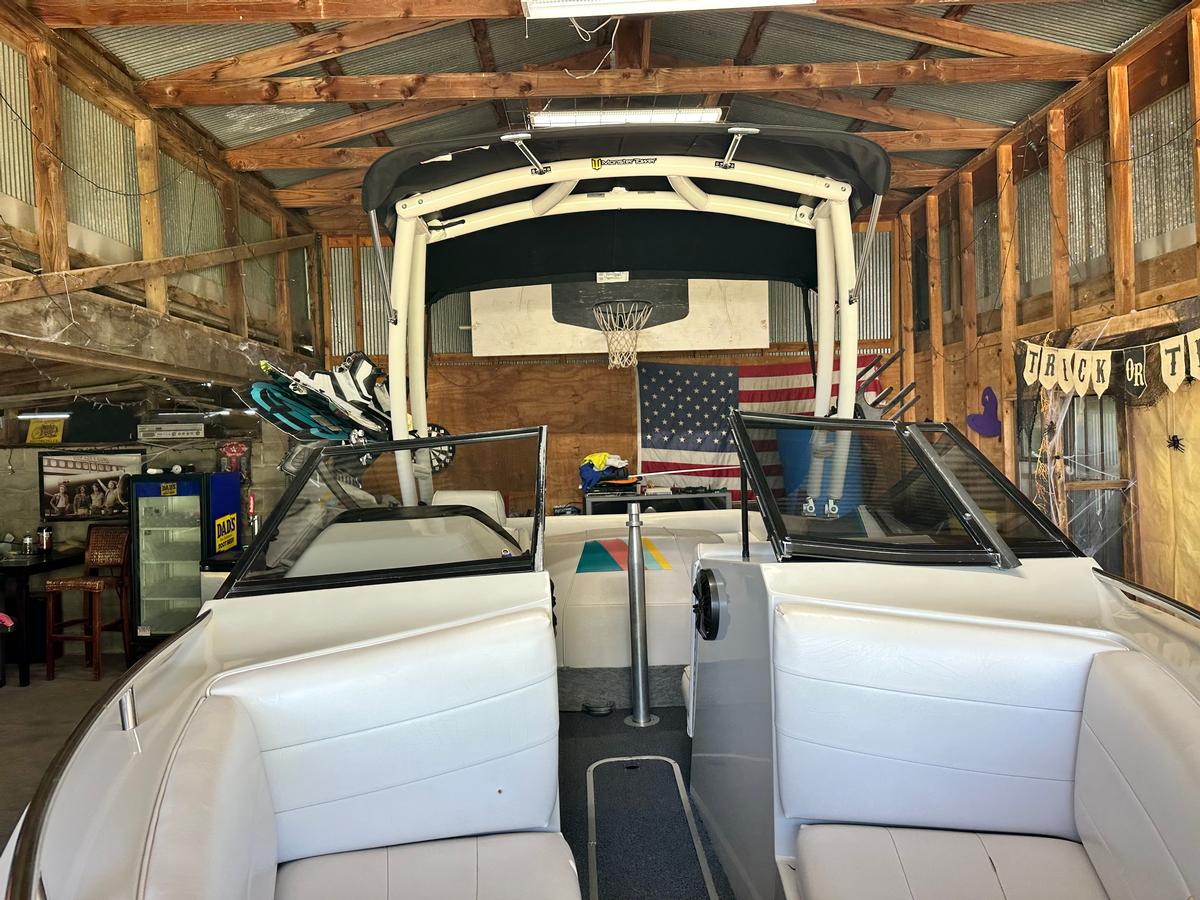 Malibu Euro F3 Mystere 215 LX