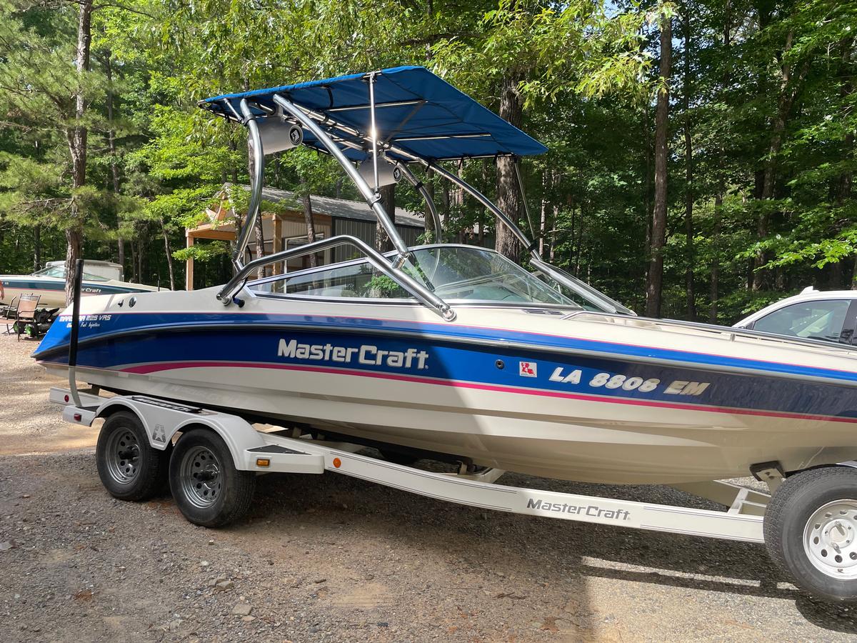 Mastercraft Maristar 225 VRS