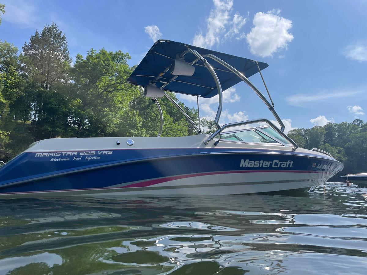 Mastercraft Maristar 225 VRS
