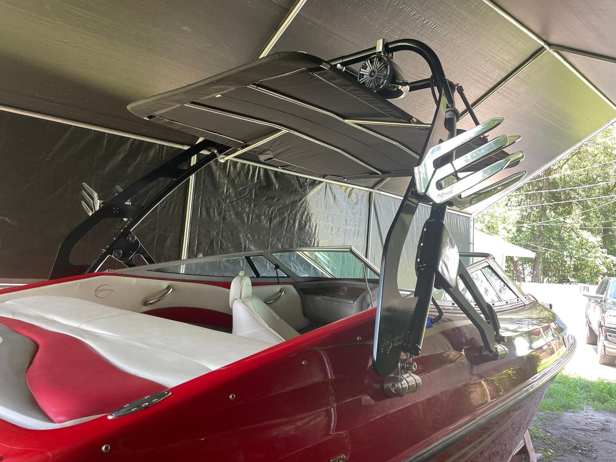 Crownline 202