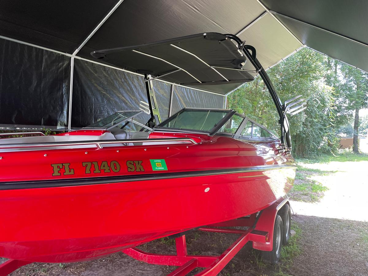Crownline 202