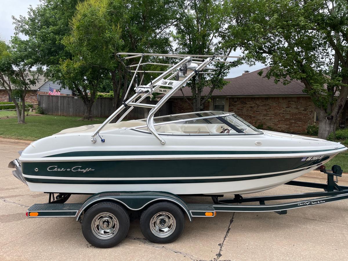 Chris Craft 200