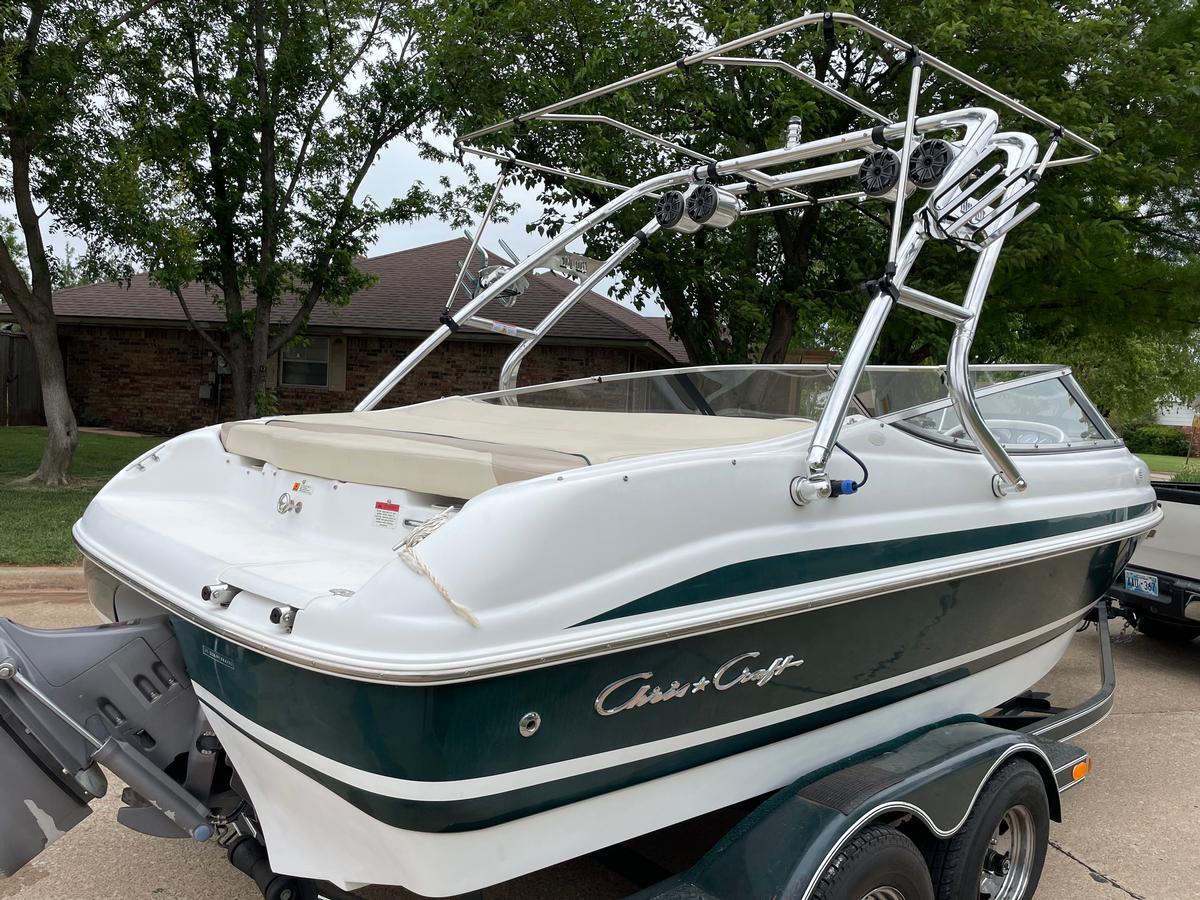 Chris Craft 200