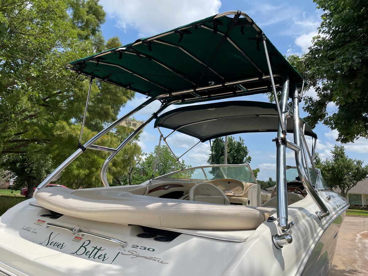 Sea Ray 230 Select