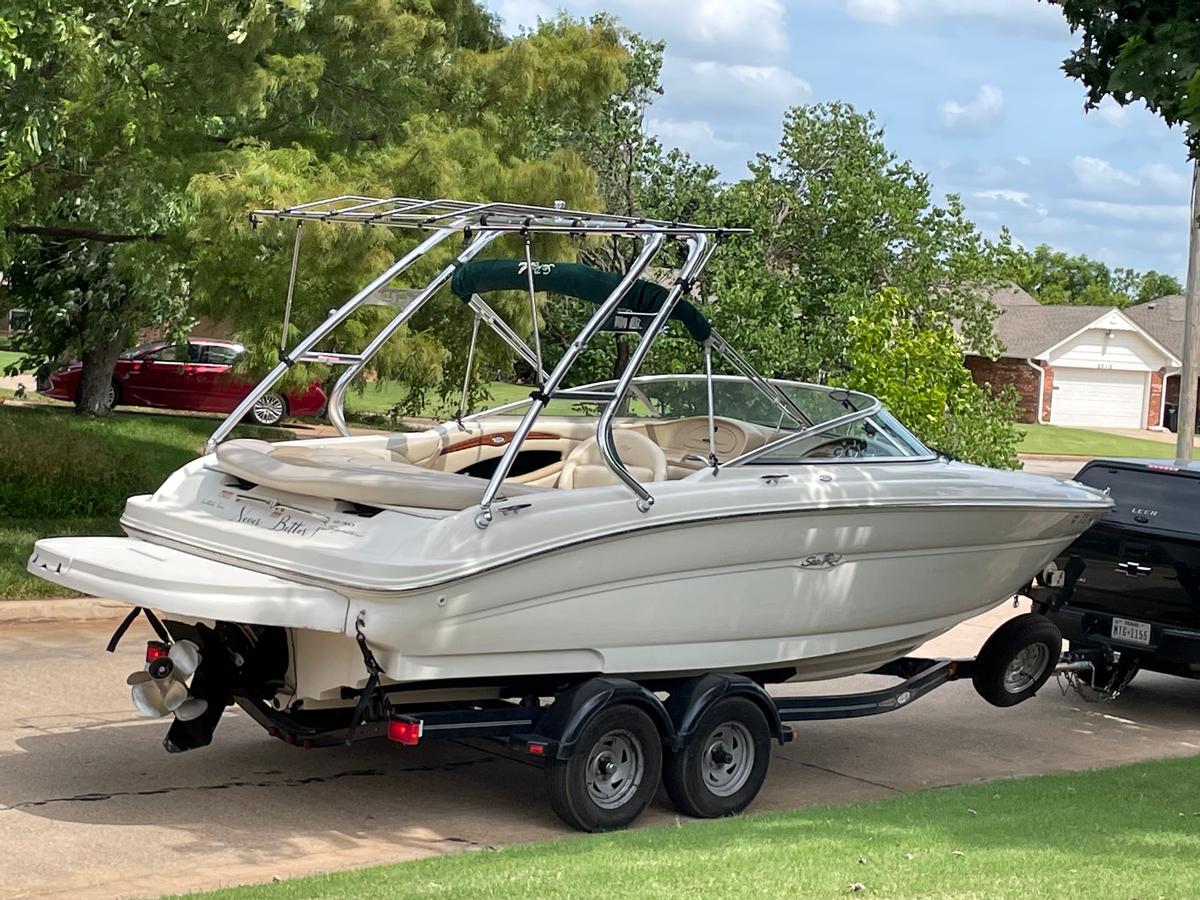 Sea Ray 230 Select