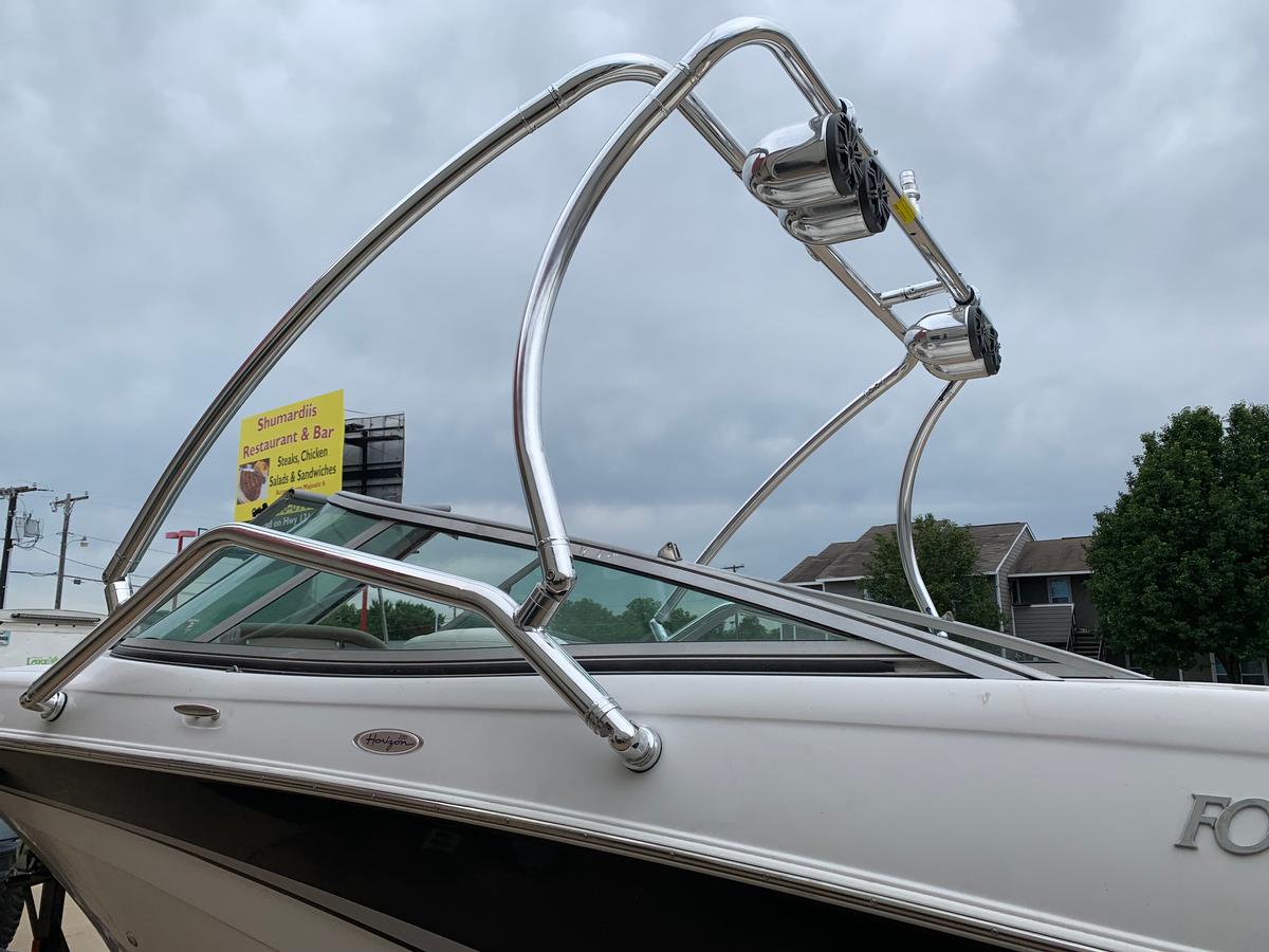 Four Winns 220 Horizon