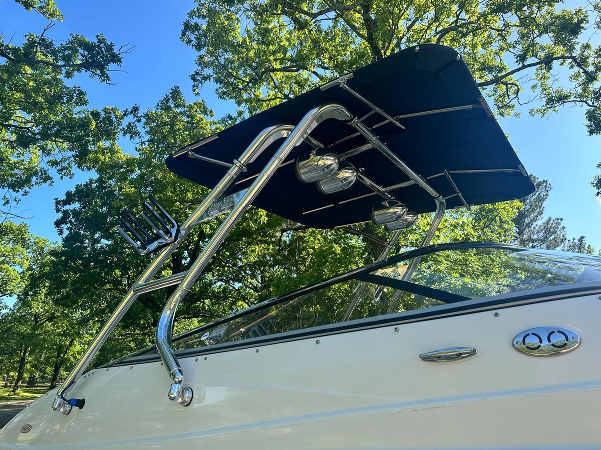 Regal 2400 LSR