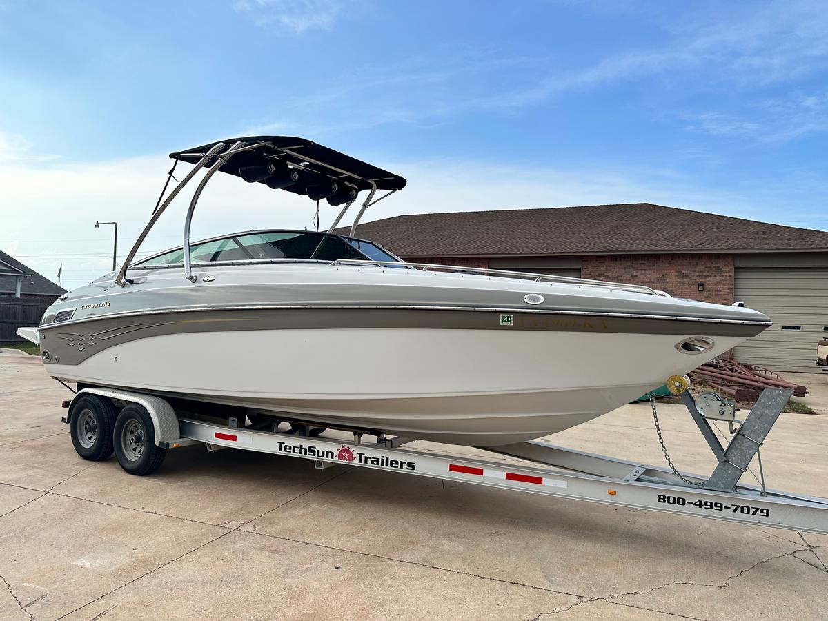 Crownline 270