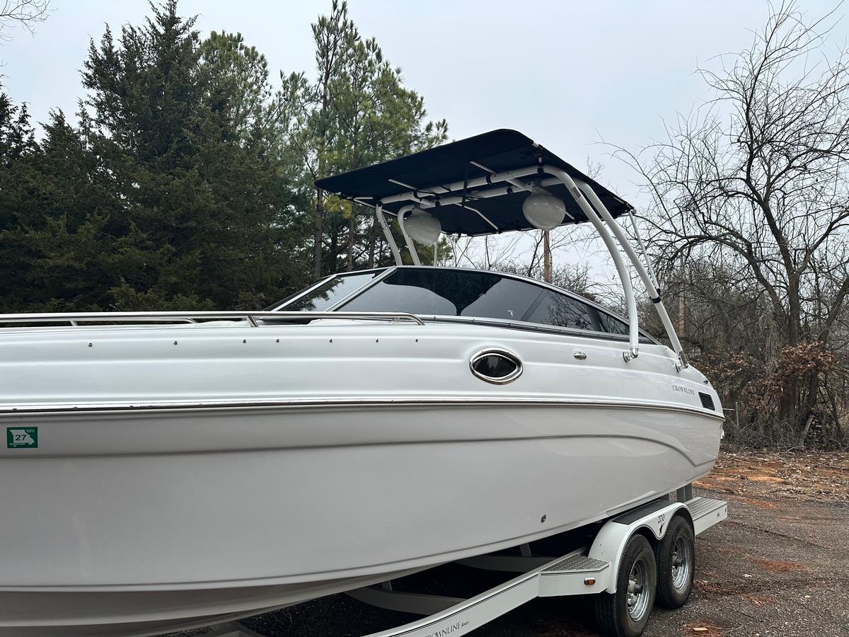 Crownline 270