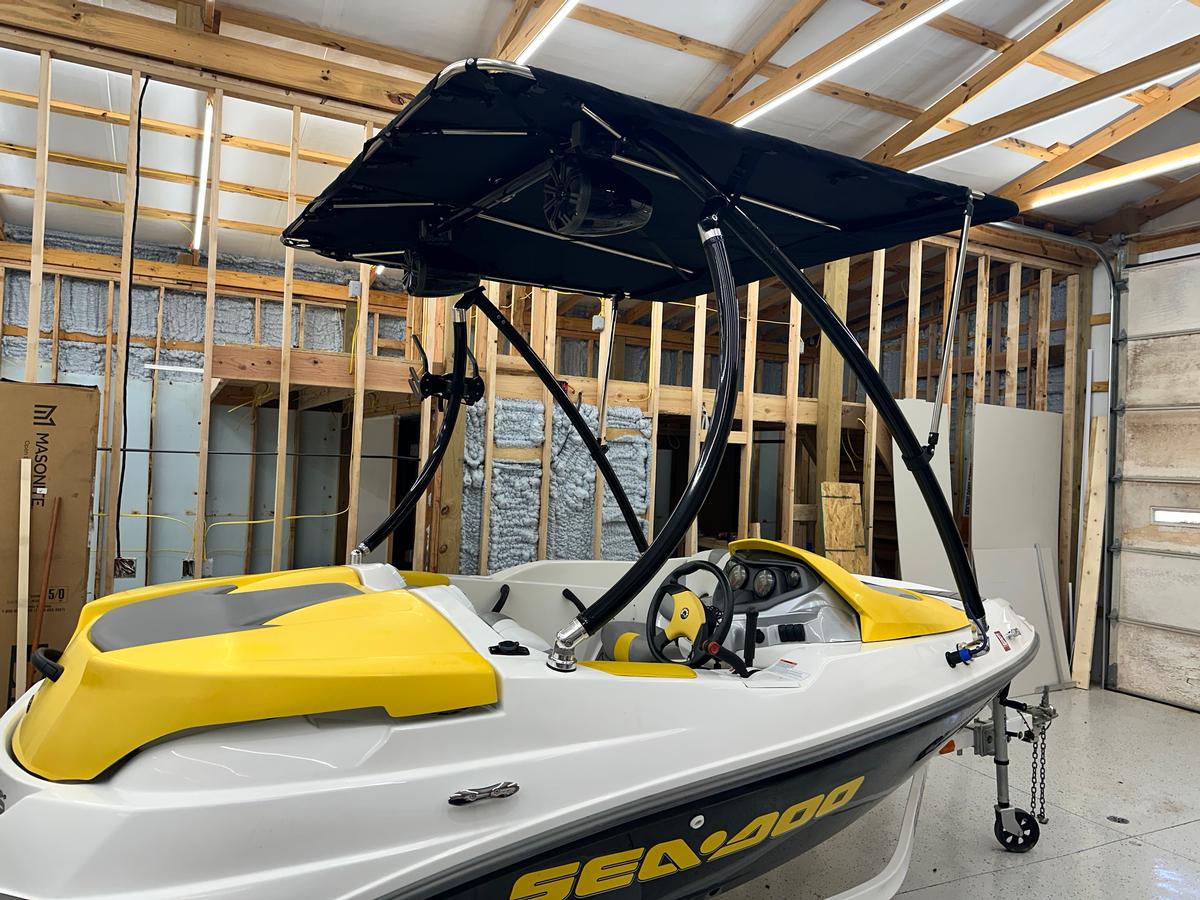 SeaDoo Sportster 215