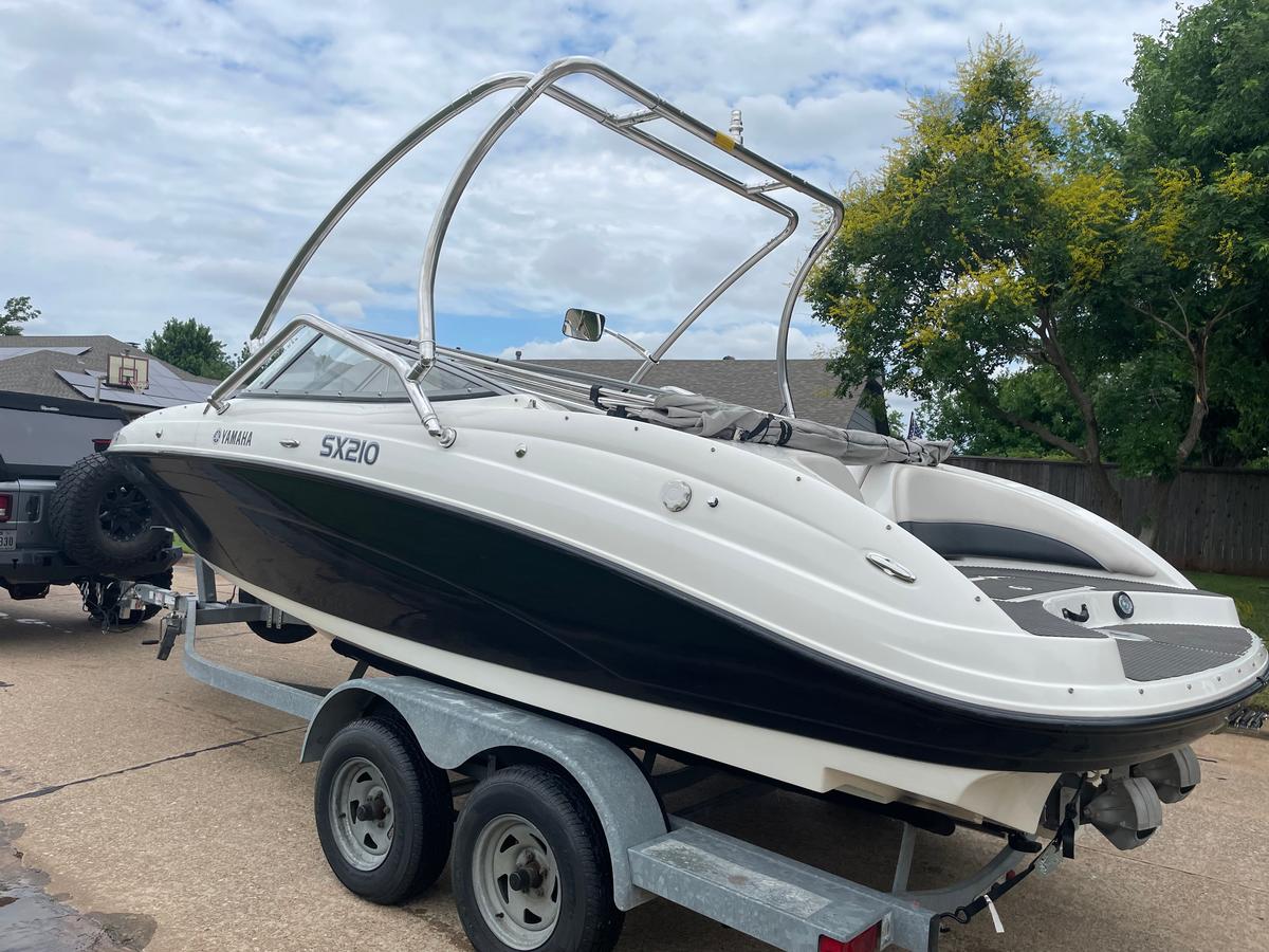 Yamaha SX 210