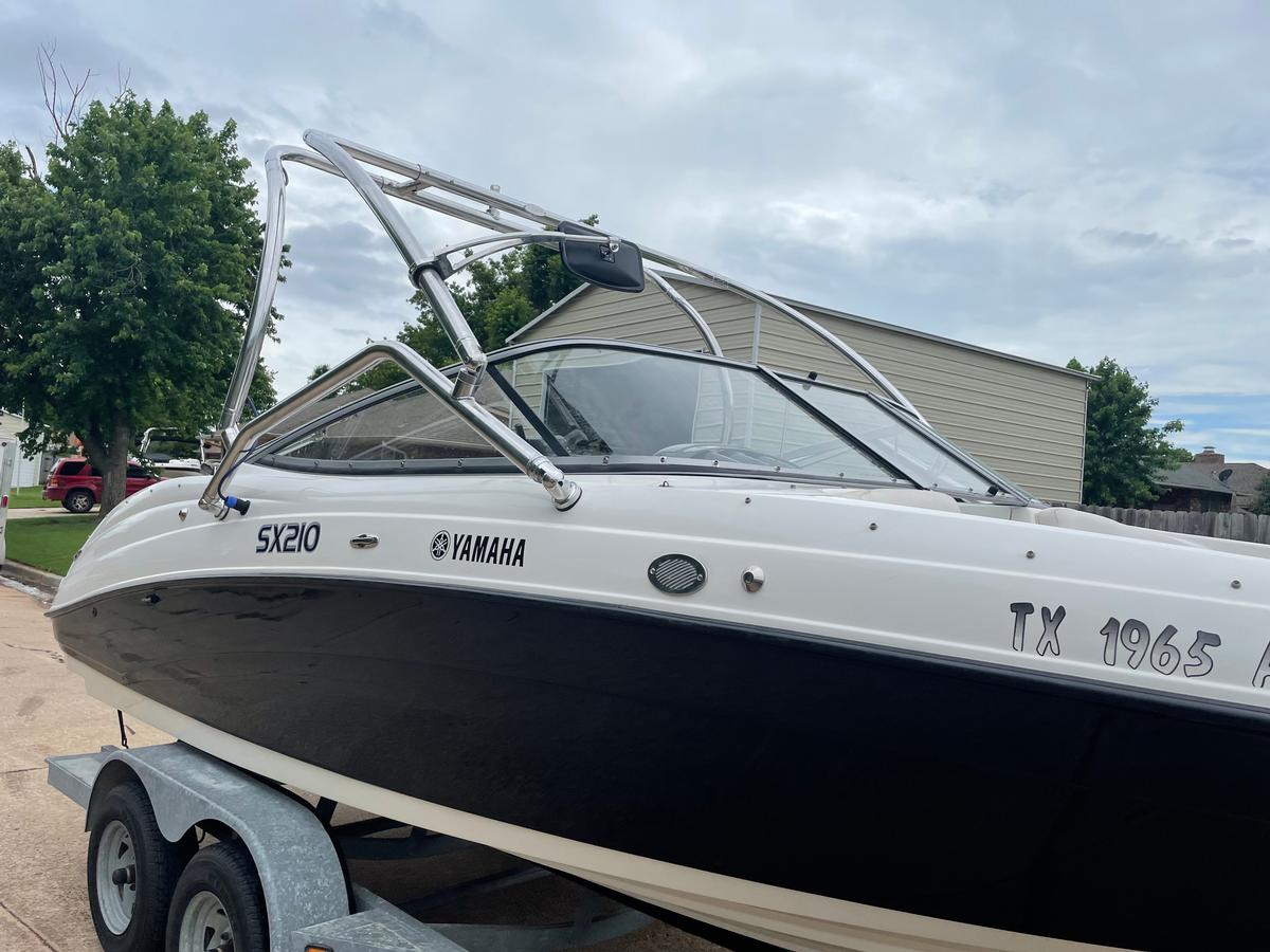 Yamaha SX 210