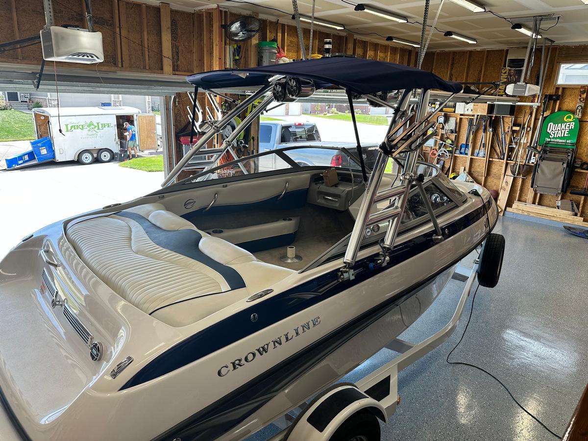 Crownline 180 BR