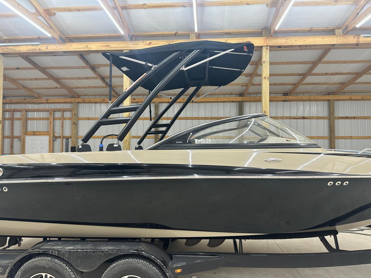 Malibu Wakesetter LSV 23