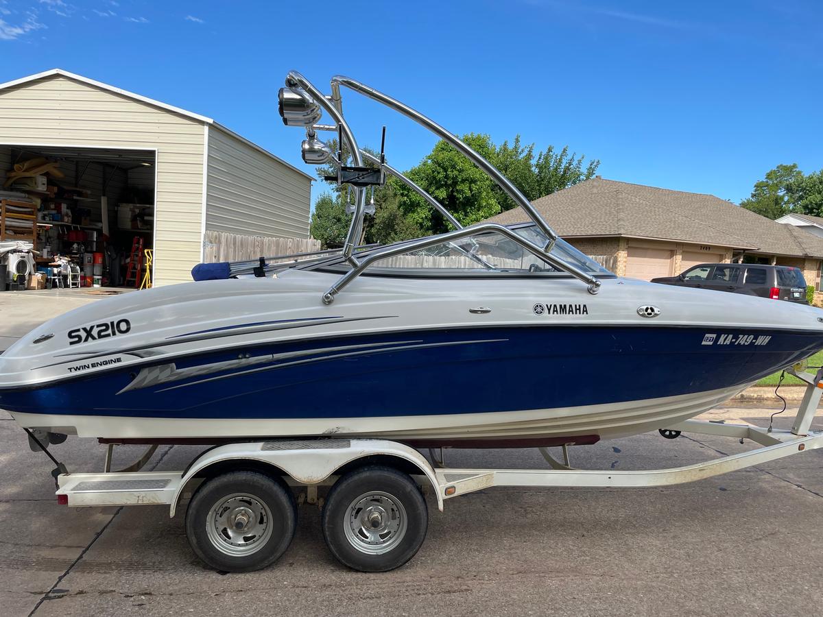 Yamaha SX 210