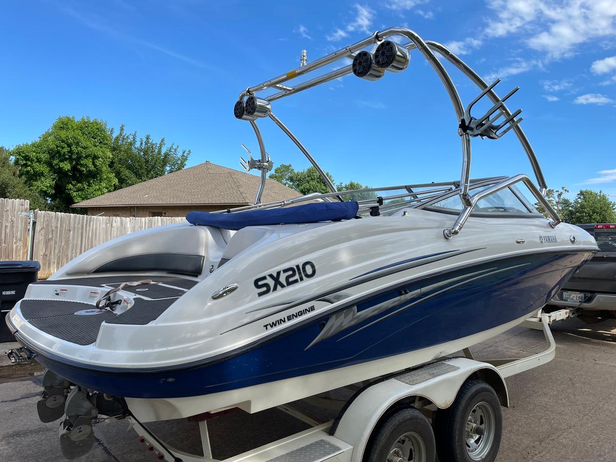 Yamaha SX 210