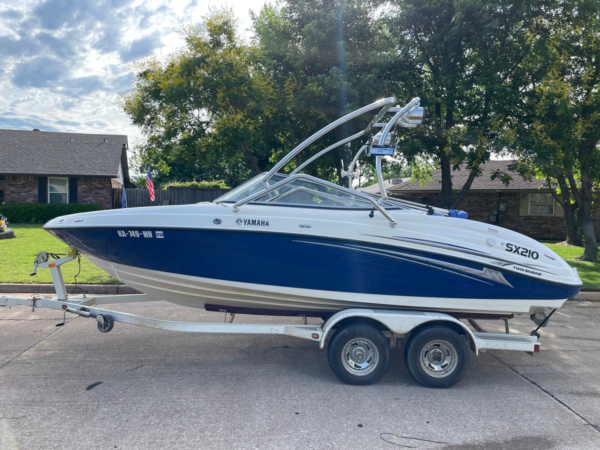 Yamaha SX 210