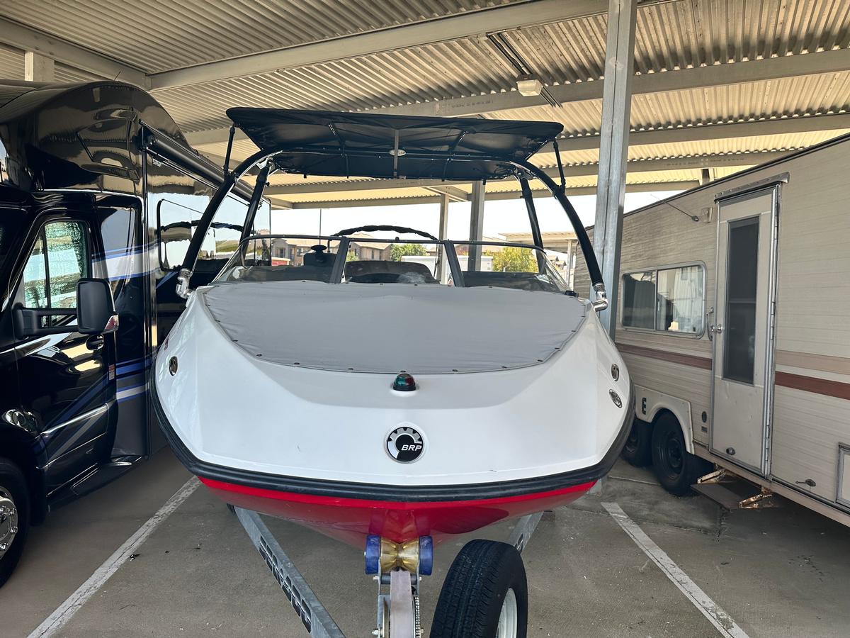 SeaDoo Challenger 180