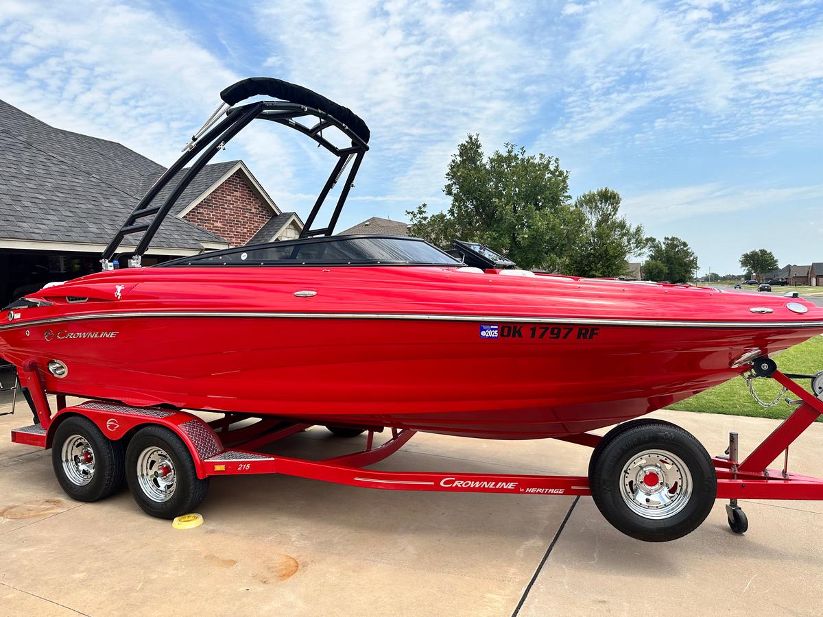 Crownline 215 SS